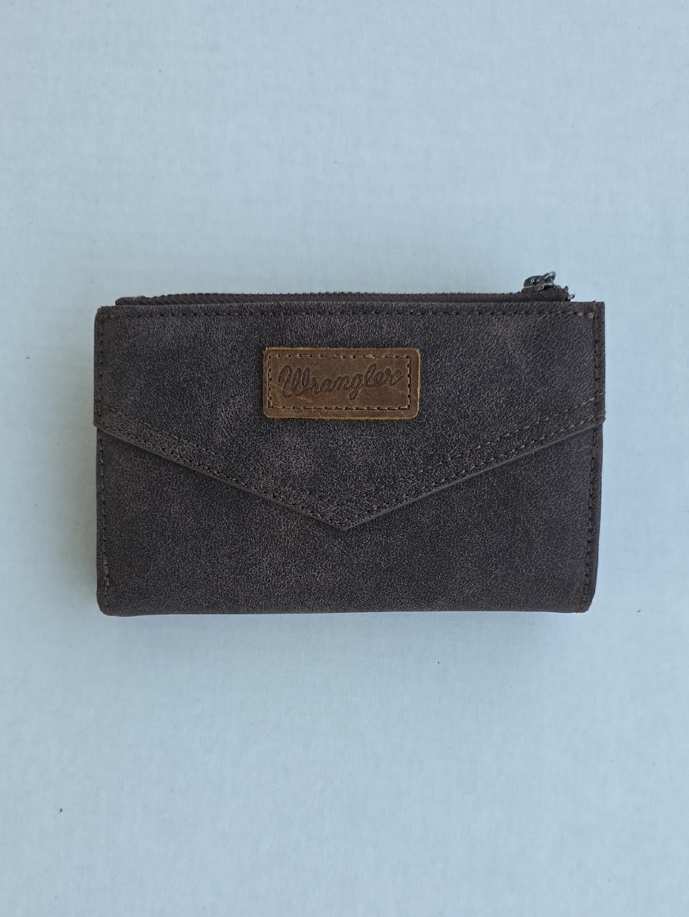 Wrangler Brown Distressed Western Style  Bifold Cardholder Wallet